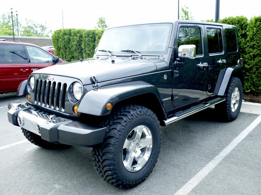  Jeep Wrangler Sahara Unlimited 2006 года  (фото 39 из 121)